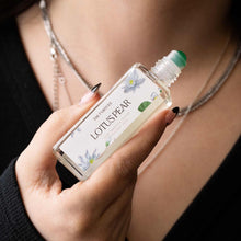 Load image into Gallery viewer, Lotus Pear Perfume Oil